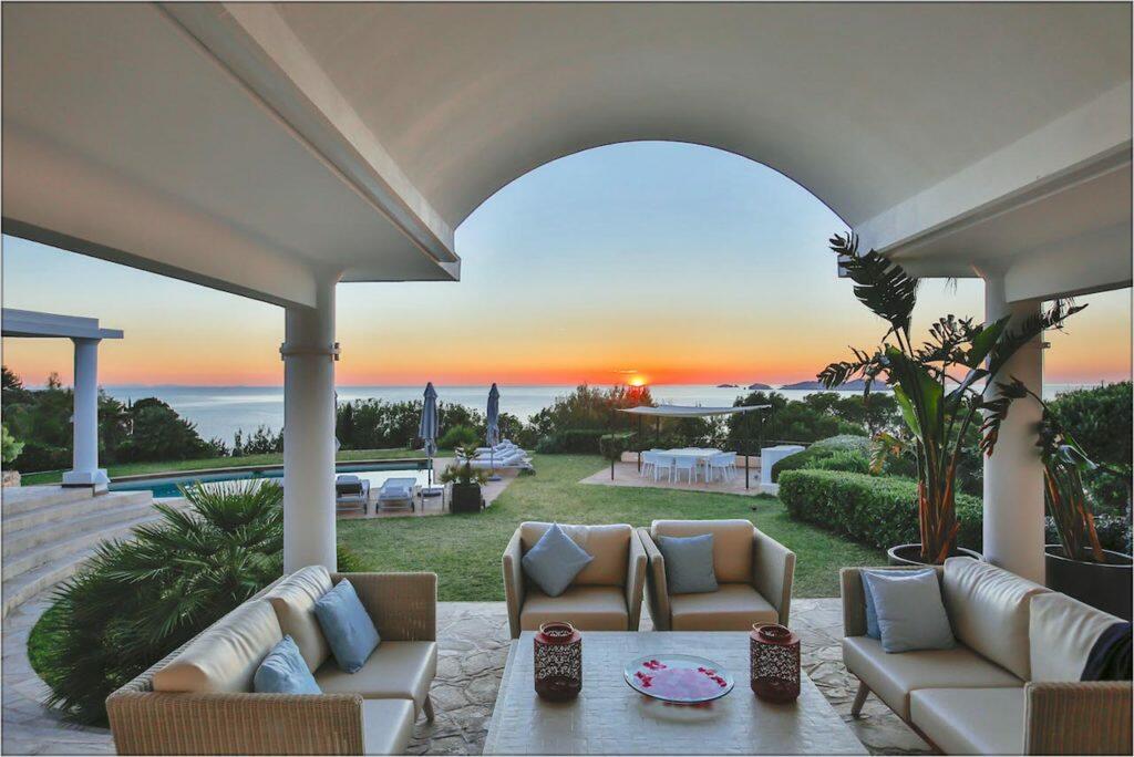 Ibiza-Beach-Villas-Isara-2