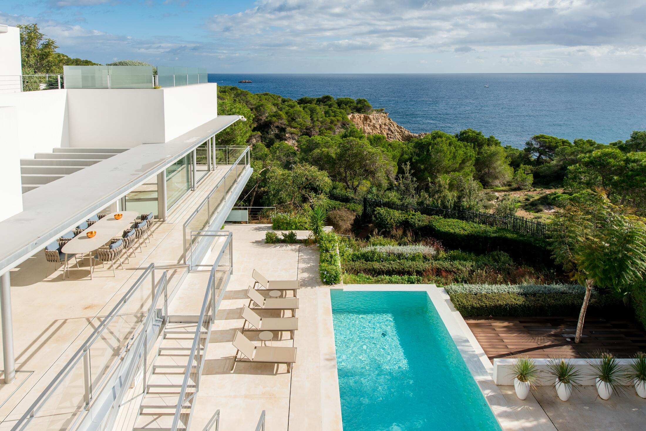 Professional property valuation in Ibiza before selling
