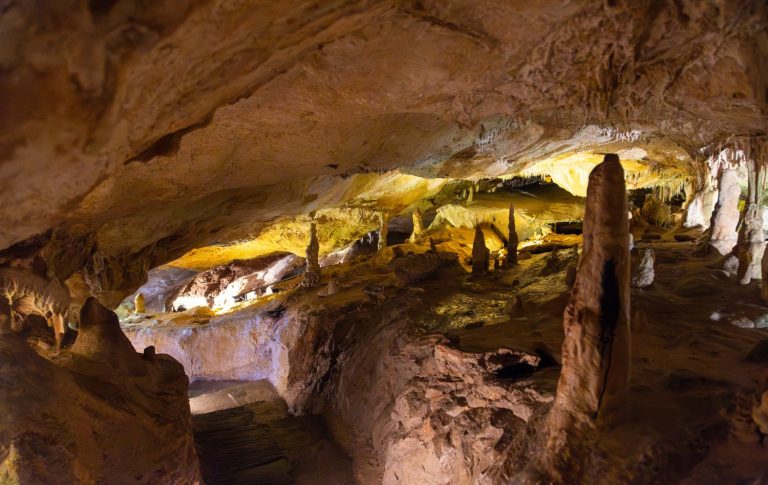 Can Marçà Caves